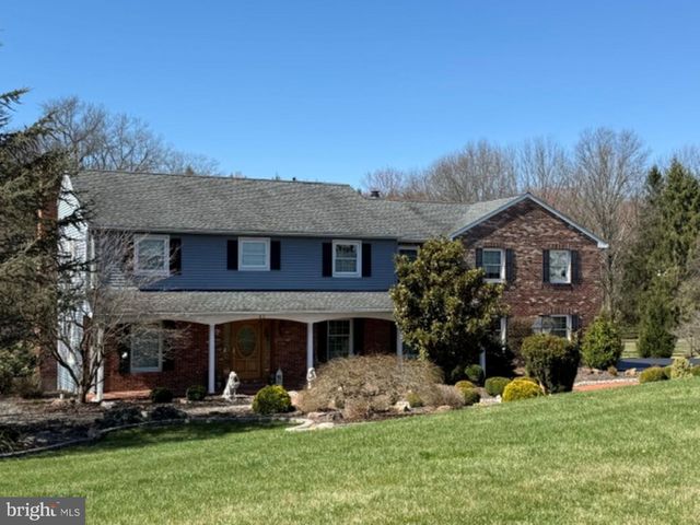 42 ELEANOR DR, Spring City, PA 19475