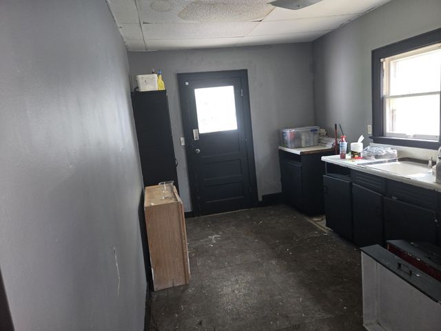 708 W Jefferson Street W, Bloomington, IL 61701