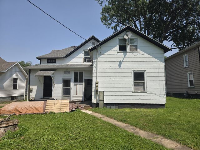 708 W Jefferson Street W, Bloomington, IL 61701