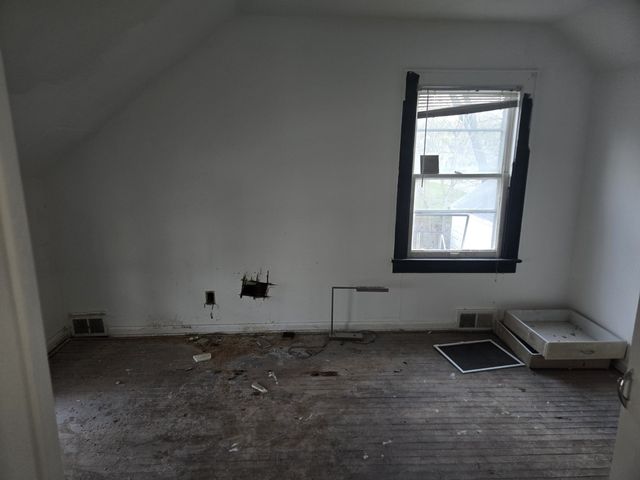 708 W Jefferson Street W, Bloomington, IL 61701