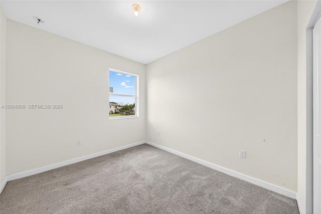 5555 NW 27th St, Lauderhill, FL 33312