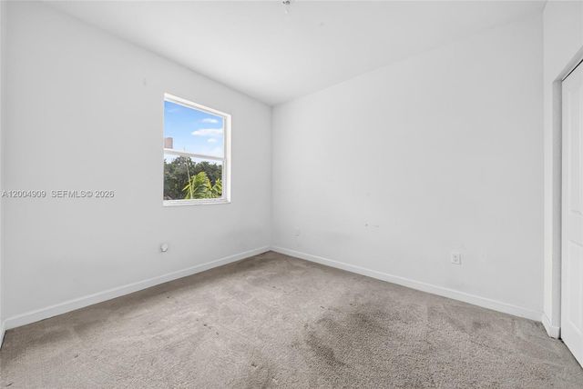 5555 NW 27th St, Lauderhill, FL 33312