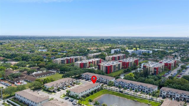 5555 NW 27th St, Lauderhill, FL 33312