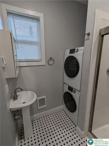 136 South 8th Street, Easton, PA 18042