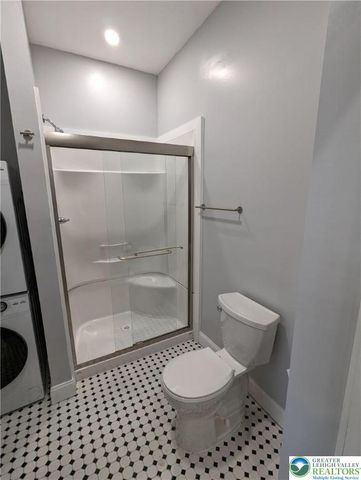 136 South 8th Street, Easton, PA 18042