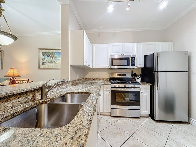 2724 VIA MURANO 615, Clearwater, FL 33764