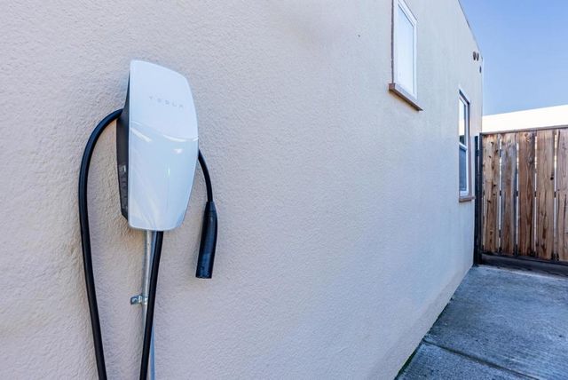 831 Coolidge Avenue, Sunnyvale, CA 94086