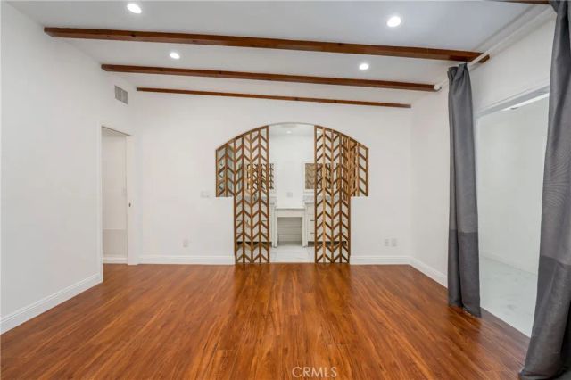 6059 Vantage Avenue, Valley Glen, CA 91606