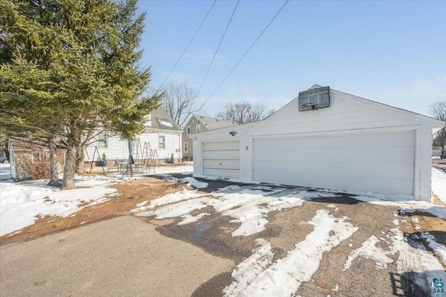 2203 Pennsylvania Ave, Superior, WI 54880