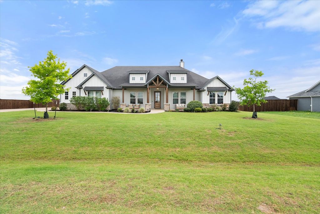 631 Dove Meadow Trail, Waxahachie, TX 75167
