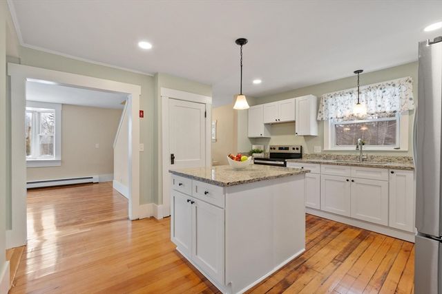 152 Dudley Rd, Templeton, MA 01468