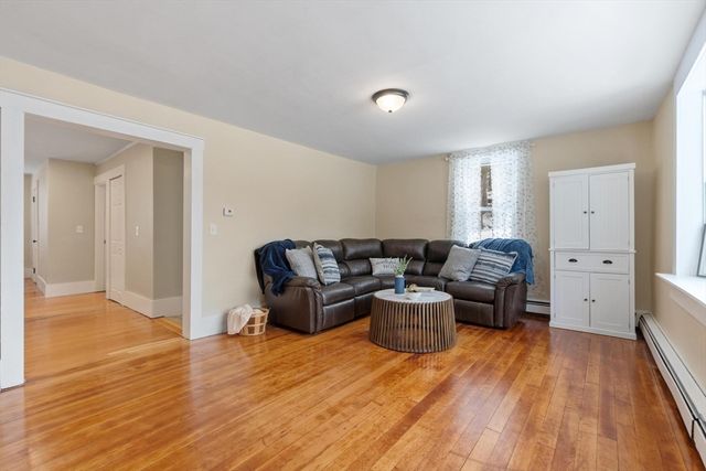 152 Dudley Rd, Templeton, MA 01468