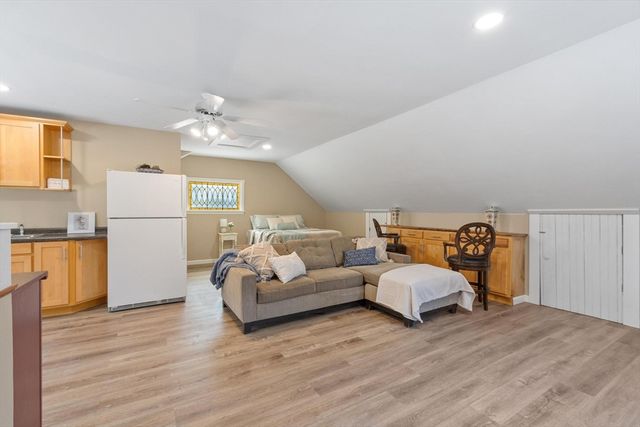 152 Dudley Rd, Templeton, MA 01468