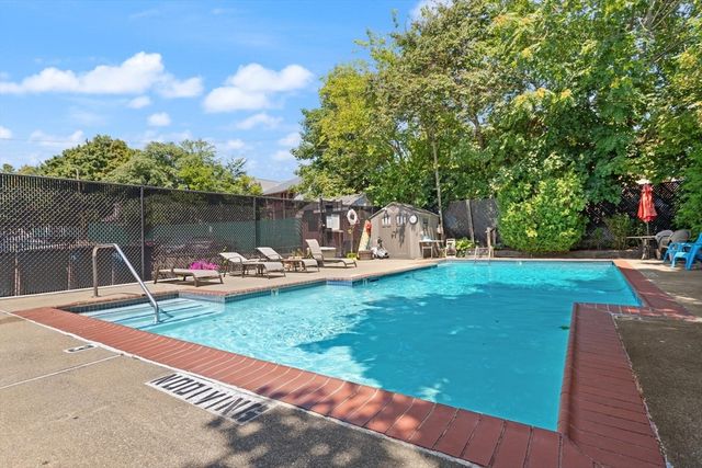 63 Colborne Road 3, Boston, MA 02135