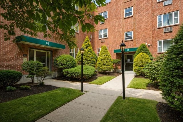 63 Colborne Road 3, Boston, MA 02135
