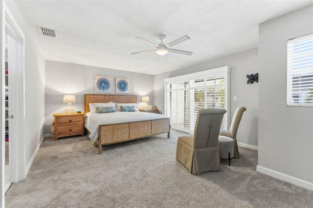 2979 W KNIGHTS AVENUE, Tampa, FL 33611