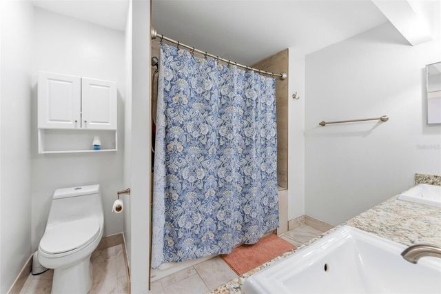 2979 W KNIGHTS AVENUE, Tampa, FL 33611