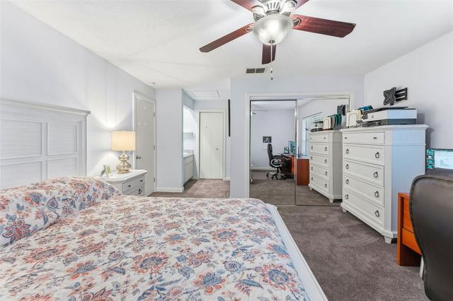 2979 W KNIGHTS AVENUE, Tampa, FL 33611