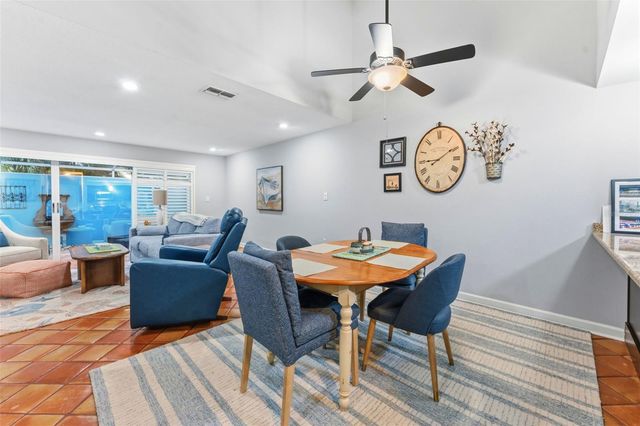 2979 W KNIGHTS AVENUE, Tampa, FL 33611