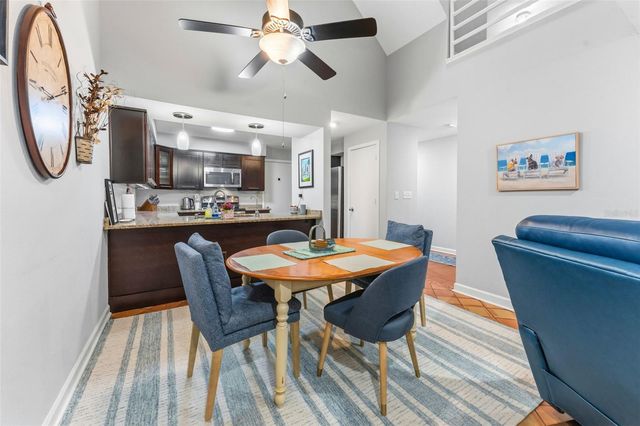 2979 W KNIGHTS AVENUE, Tampa, FL 33611