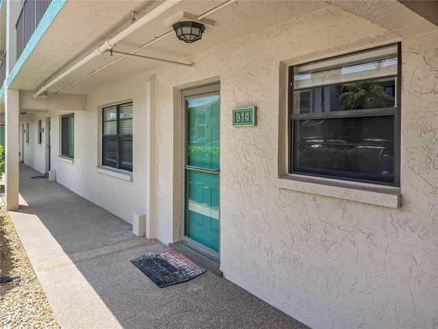175 KINGS HIGHWAY Bldg 3 UNIT 314, Punta Gorda, FL 33983