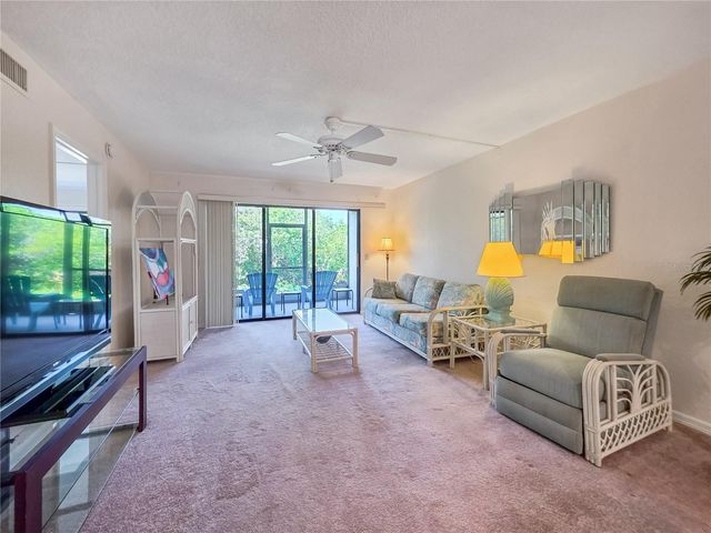 175 KINGS HIGHWAY Bldg 3 UNIT 314, Punta Gorda, FL 33983