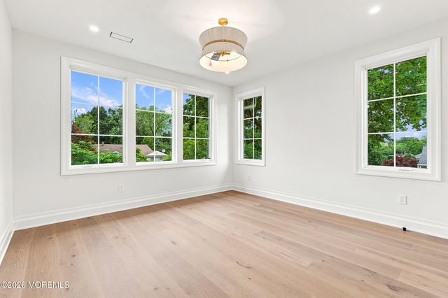 78 Beechwood Avenue, West Long Branch, NJ 07764