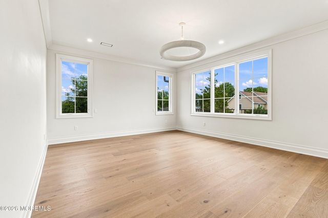 78 Beechwood Avenue, West Long Branch, NJ 07764