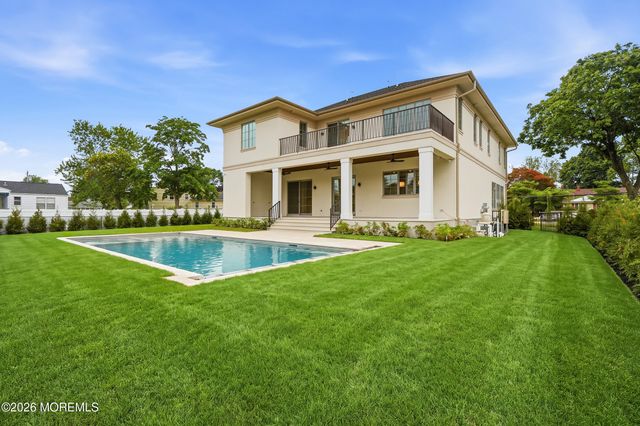 78 Beechwood Avenue, West Long Branch, NJ 07764