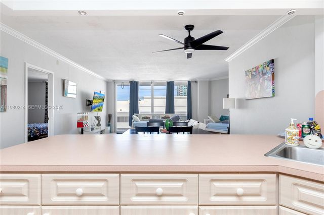 3725 S Ocean Drive 1421, Hollywood, FL 33019