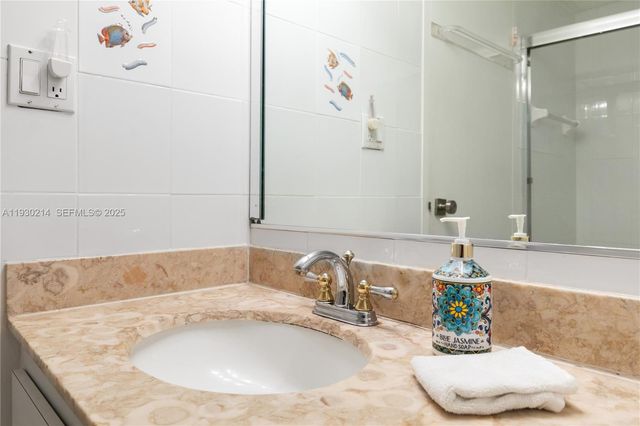 3725 S Ocean Drive 1421, Hollywood, FL 33019