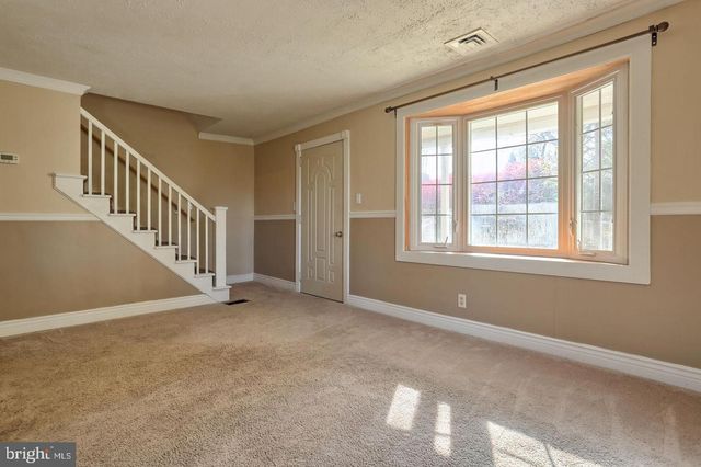 3319 ROUND TOP RD, Elizabethtown, PA 17022