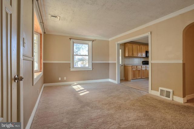 3319 ROUND TOP RD, Elizabethtown, PA 17022
