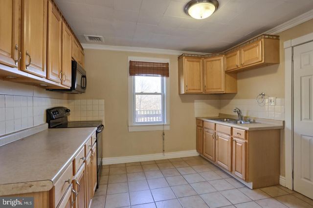 3319 ROUND TOP RD, Elizabethtown, PA 17022