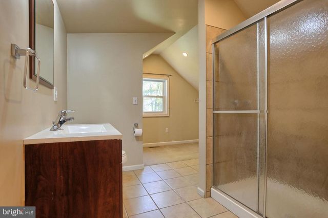 3319 ROUND TOP RD, Elizabethtown, PA 17022