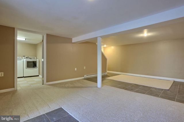 3319 ROUND TOP RD, Elizabethtown, PA 17022