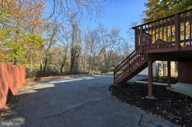 3319 ROUND TOP RD, Elizabethtown, PA 17022