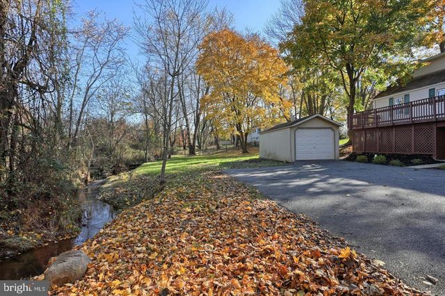 3319 ROUND TOP RD, Elizabethtown, PA 17022