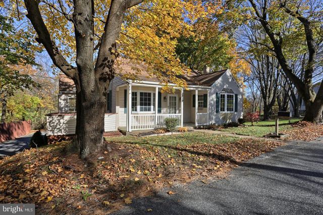 3319 ROUND TOP RD, Elizabethtown, PA 17022