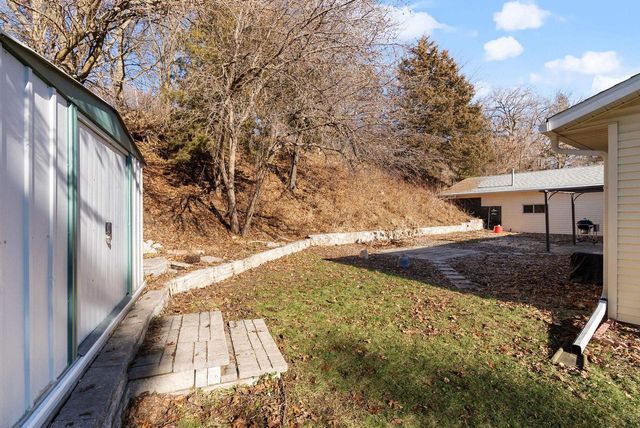 5840 Madsen Circle, Oregon, WI 53575