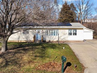 5840 Madsen Circle, Oregon, WI 53575