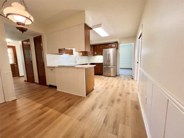 2711 64th Street, Des Moines, IA 50322