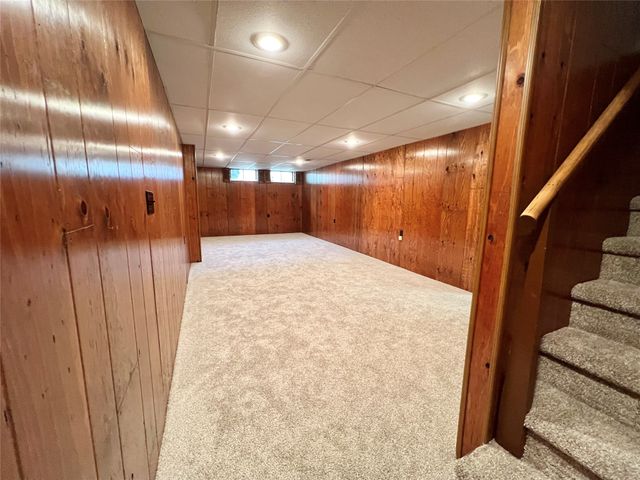 2711 64th Street, Des Moines, IA 50322