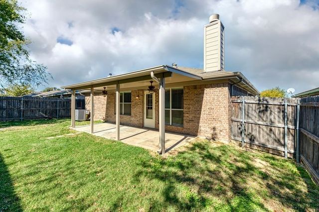 9937 Long Rifle Drive, Fort Worth, TX 76108