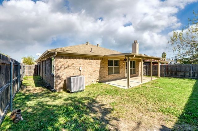 9937 Long Rifle Drive, Fort Worth, TX 76108