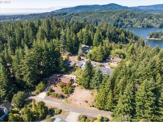VIEW Loop 3, Florence, OR 97439
