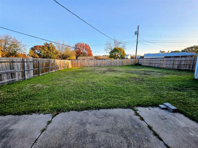 3908 William Street, Sachse, TX 75048