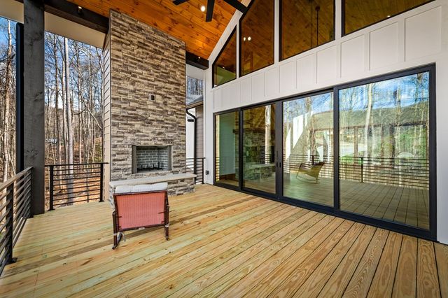 172 Grand Oaks Trail, Morganton, GA 30560