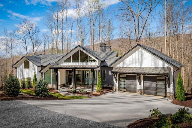 172 Grand Oaks Trail, Morganton, GA 30560