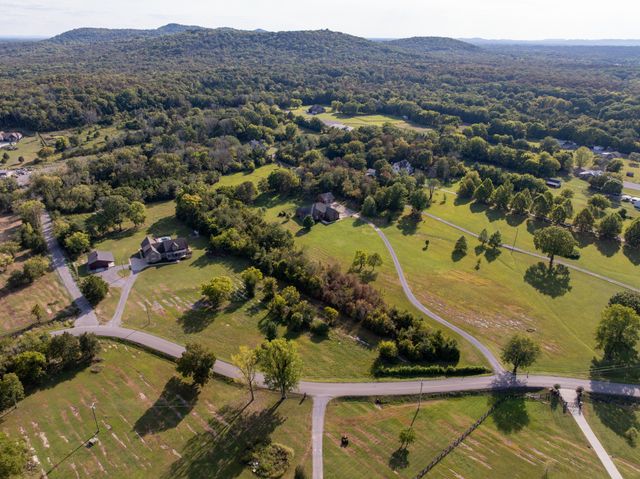 2575 North Rd, Murfreesboro, TN 37128